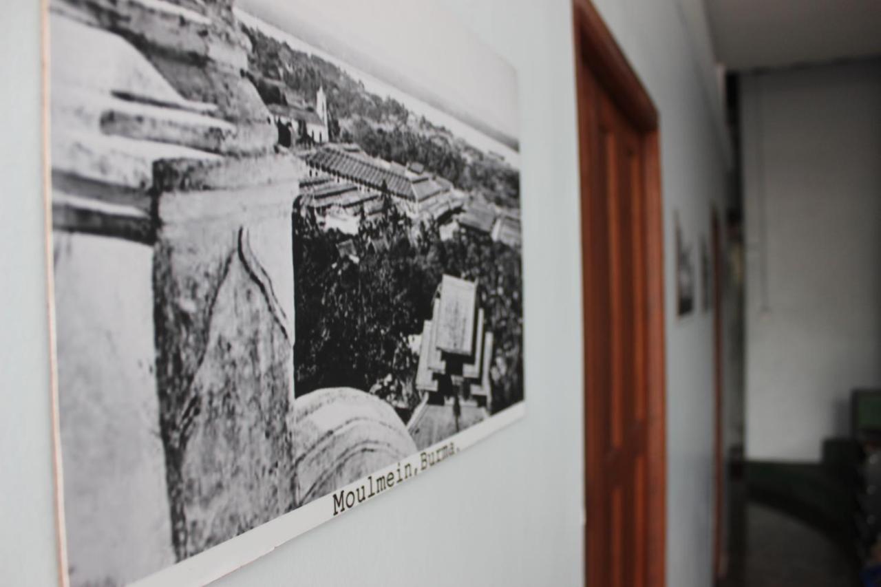 The Old Moulmein Hostel Buitenkant foto